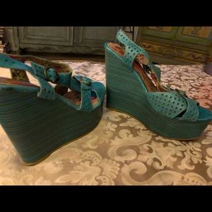 Fabulous Betsey Johnson Wedges!